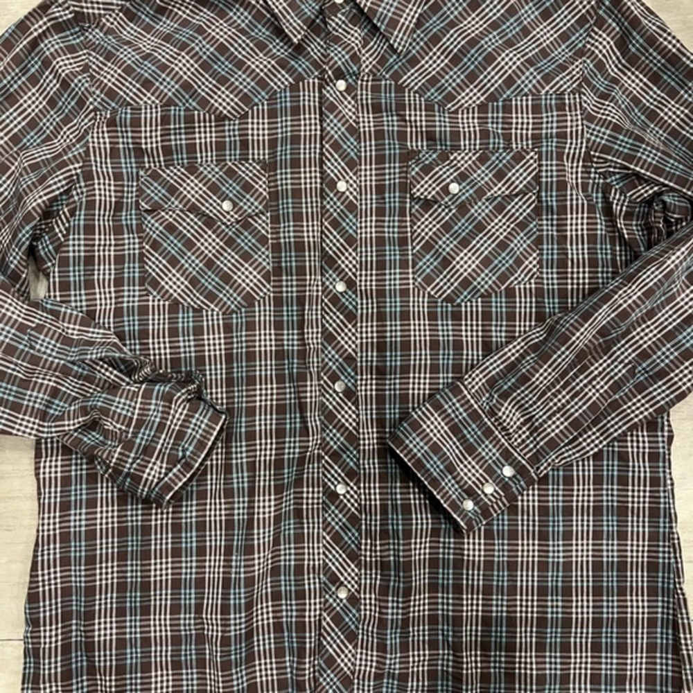 Wrangler‎ button down - Picture 3 of 6